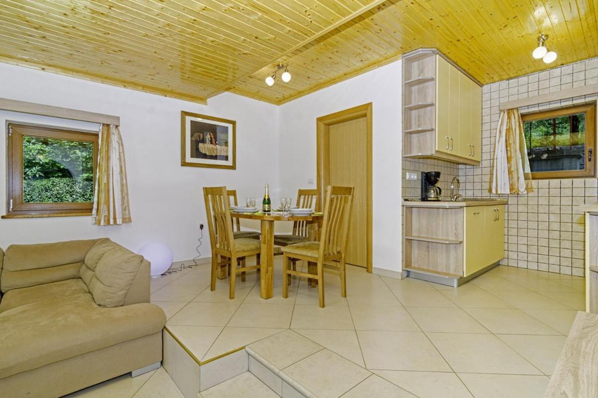 Chalets Bogo & Neno Ledenice エクステリア 写真
